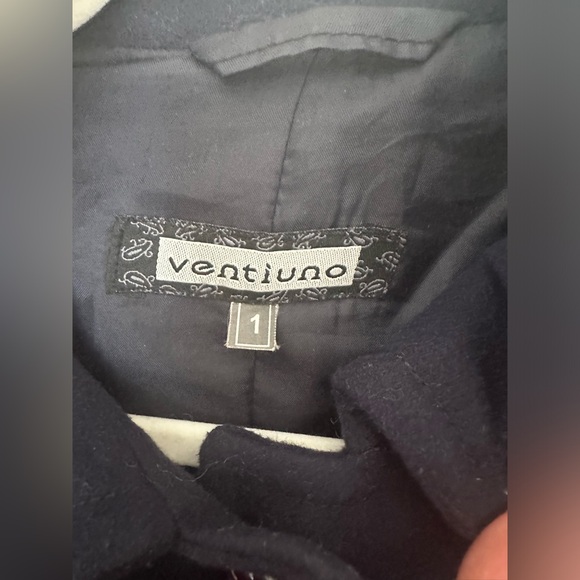 Coat - Picture 3 of 3